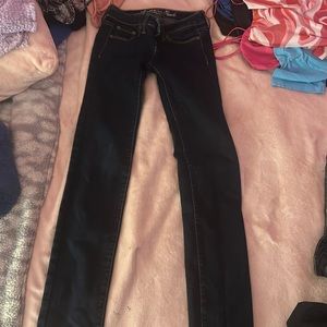 American Eagle dark blue skinny leg stretchy jeans low rise